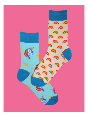 Дамски различни чорапи с еднорози